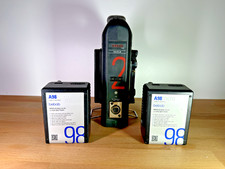 Bebob AS2RLM Ladegerät inkl. 2x A98 Micro Gold mount Akku 98Wh Dual-Charger Set