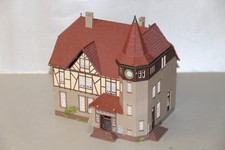 Konvolut Altstadt Häuser HO 3 Stück mit Beleuchtungssockel