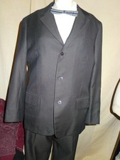 50er Jahre  Anzug  kleine Größe Neuwertiger Zustand.