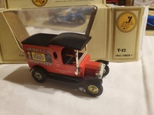 Models of Yesteryear Y12 Ford Modell T Lieferwagen "Arnotts Biscuitt"