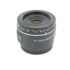 Sony DT 30mm F2.8 Macro SAM