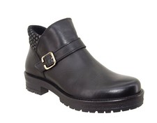 MARC Melissa Stiefel