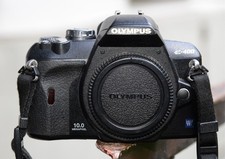 OLYMPUS E-400 DSLR digitale Spiegelreflexkamera Digitalkamera Digicam 10 MP