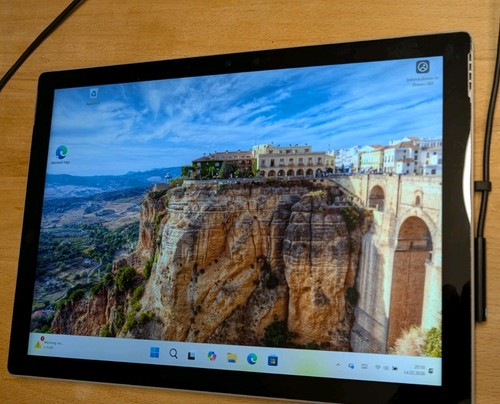 Microsoft surface pro plus - pro,