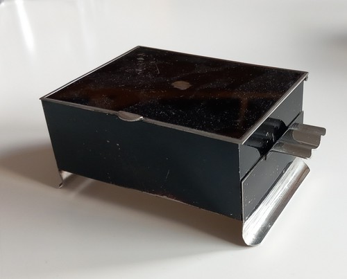 Zigarettenbox mit integriertem