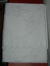 Edle Stoff-Tischdecke Tischtuch mit Ornament-Muster & Wellensaum weiß 130 x 160 