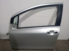 670020D170 LINKE VORDERE TÜR