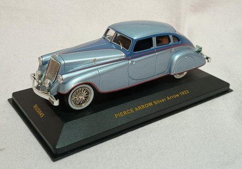 Ixo models pierce arrow - 1:43,