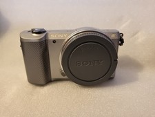 Sony Alpha A5000 20.1MP Digitalkamera, Silber E-Mount Sony