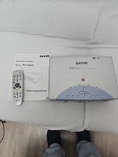Sanyo Beamer Profi PLC SU 30