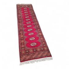 Traditioneller Lang Teppich