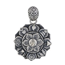 F05 Anhänger Blume mit 8 Kostbarkeiten Buddhas und 6 Wort Mantra 925 Silber