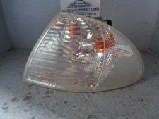 BMW E46 Limousine 320i Blinker weiß vorne links Bosch 1315106140