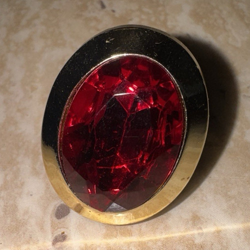 Alte goldfarbener ring mit - goldfarbener-ring,