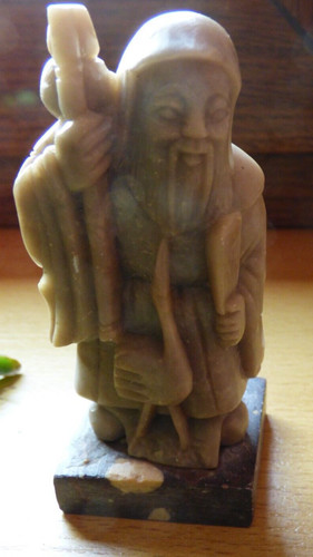 Figur speckstein mit sockel - figur,