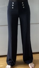 Dunkelblaue Hose Knopfleiste