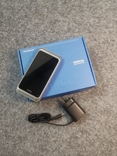Nokia E7-16