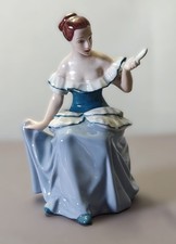 Royal Dux Bohemia Porzellanfigur Dame mit Spiegel Rokoko 1960 handbemalt 16 cm