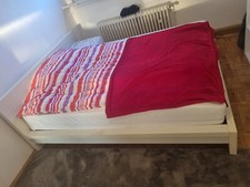 Bett,160/200 Farbe Weis,gebraucht mit Matratze zum selbstabholen zu Verkaufen 