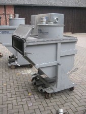 Kippcontainer für Gabelstapler Vacuum-Container Absaugung Kippbehälter Nilfisk 2