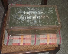 Original Luftschutz Verbandkasten 2. Weltkrieg WK2 Wehrmacht + 4 Verbandspäkchen