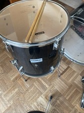 Schlagzeug (Drums) Black Beat / Paiste Set / Remo + Hocker