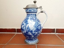 Alter antiker Porzellankrug