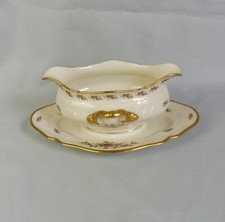 Moosrose elfenbeinfarben