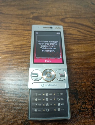 Sony ericsson walkman w715 - ,