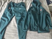 Nike Portugal Tech Fleece