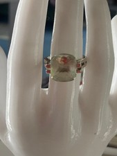 Imposanter Edelsteinring mit