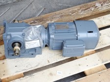 SEW Getriebemotor K57 DRS90L4BE5/TF/2W 1400/39r/min 2.2kW i35.70 Unbenutzt