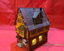 Faller HO / 1:87 Fachwerkhaus Rathaus. Farblich etwas verändert, gepimpt