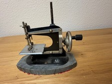 Casige Blechspielzeug