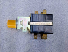 Schubschalter Scheibenheizung FER DDR Wartburg Trabant 619 29 0063