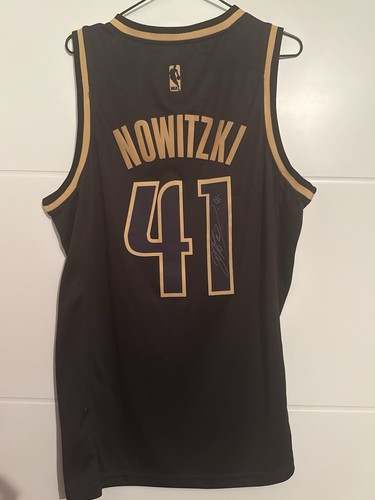 Dirk nowitzki trikot autogramm - dirk,