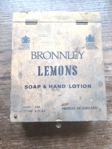 Vintage bronnley english - vintage, lemon
