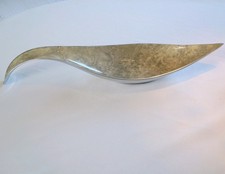 Elegante Schale in Blattform