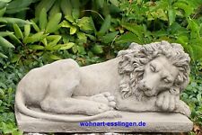 KT1304 Skulptur Löwe liegend rechts Steinguss Steinfigur