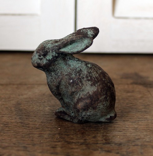 Gartenfigur hase patiniert - hase,