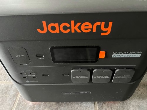 Jackery explorer 2000 plus - explorer,