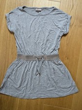 Pomp de Lux Kleid, 134