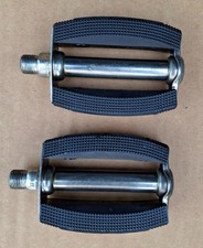 Fahrrad Pedale rechts links stabil retro