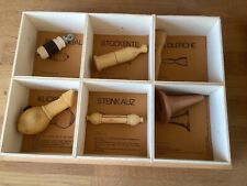 QUELLE EST BELLE Vogelstimmen Set Vogellocker 6 STück  Ornithologie Holzlocker