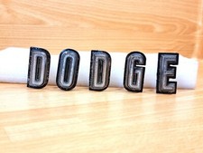 1968-1969 Dodge Coronet Super Bee Grillebmlem - Original - Vintage - USA