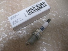 4x Original Opel Adam 1,2L 1,4L Corsa D E LPG Zündkerzen 25194155 1214127 RC8MCC