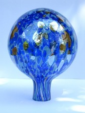 Rosenkugel aus Glas.  blau/hellblau mit Chromflecken.    XXL  ø 20 cm.