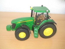 Britains  1/32 John Deere 7920 Farm Traktor 