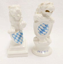 2 Nymphenburg Porzellanlöwen