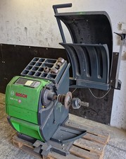 Radwuchtmaschine Wuchtmaschine Bosch WBE4235 Defekt